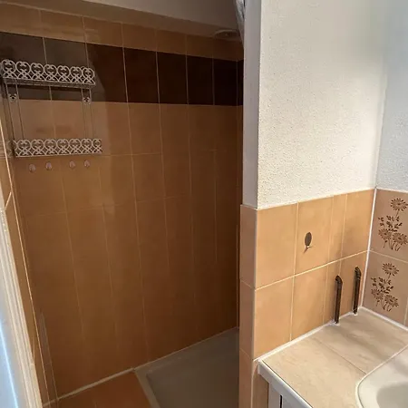 Pavillon A - 4 Pers., Terrasse, Parking, A 10 Min De La - Fr-1-732-106 Holiday home *