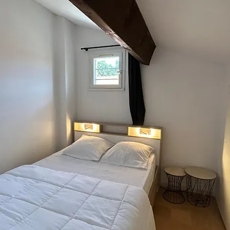 Hébergement de vacances Pavillon A - 4 Pers., Terrasse, Parking, A 10 Min De La - Fr-1-732-106 *